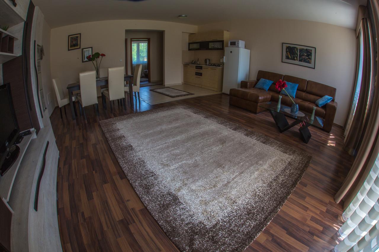 Aqua Line Apartmanhaz Hajdúszoboszló 외부 사진