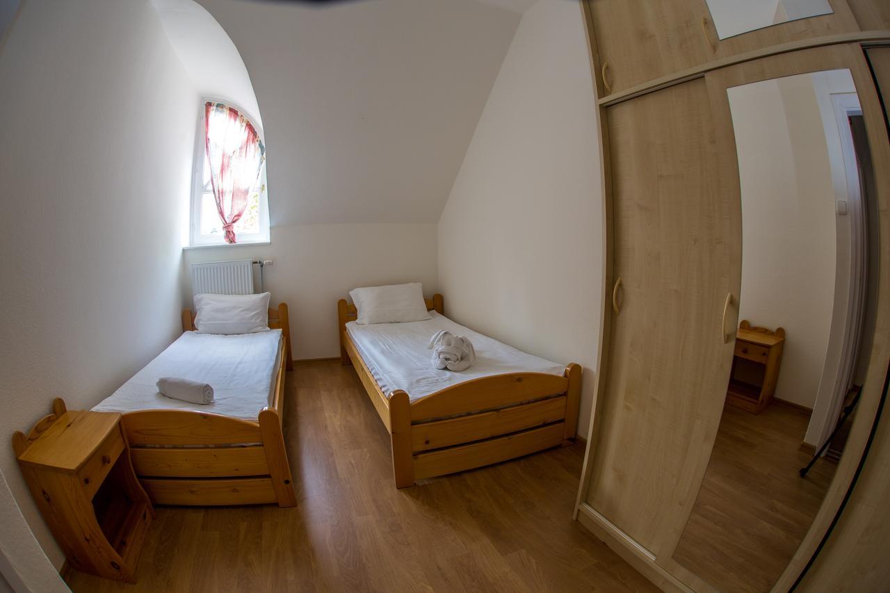 Aqua Line Apartmanhaz Hajdúszoboszló 외부 사진