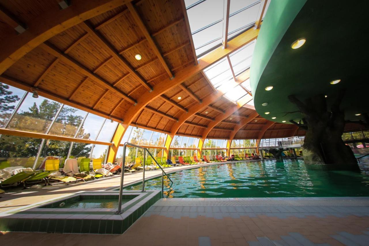 Aqua Line Apartmanhaz Hajdúszoboszló 외부 사진
